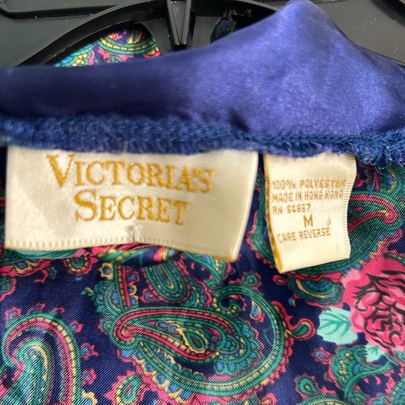 Victoria’s Secret Vintage Gold Label Robe purple Paisley Floral Print Tie Front - Picture 10 of 10